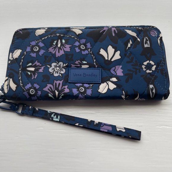Vera Bradley Bags Nwt Vera Bradley Blue Floral Ultralight Rfid